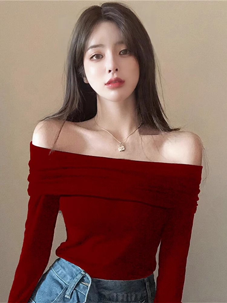 Retro one-shoulder long-sleeved T-shirt for hot girls, stunning off-shoulder top, high-end sexy bottoming shirt