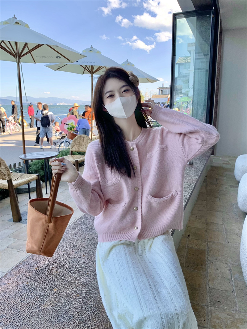 實拍~韓系寬鬆溫柔風圓領百搭口袋毛衣開衫