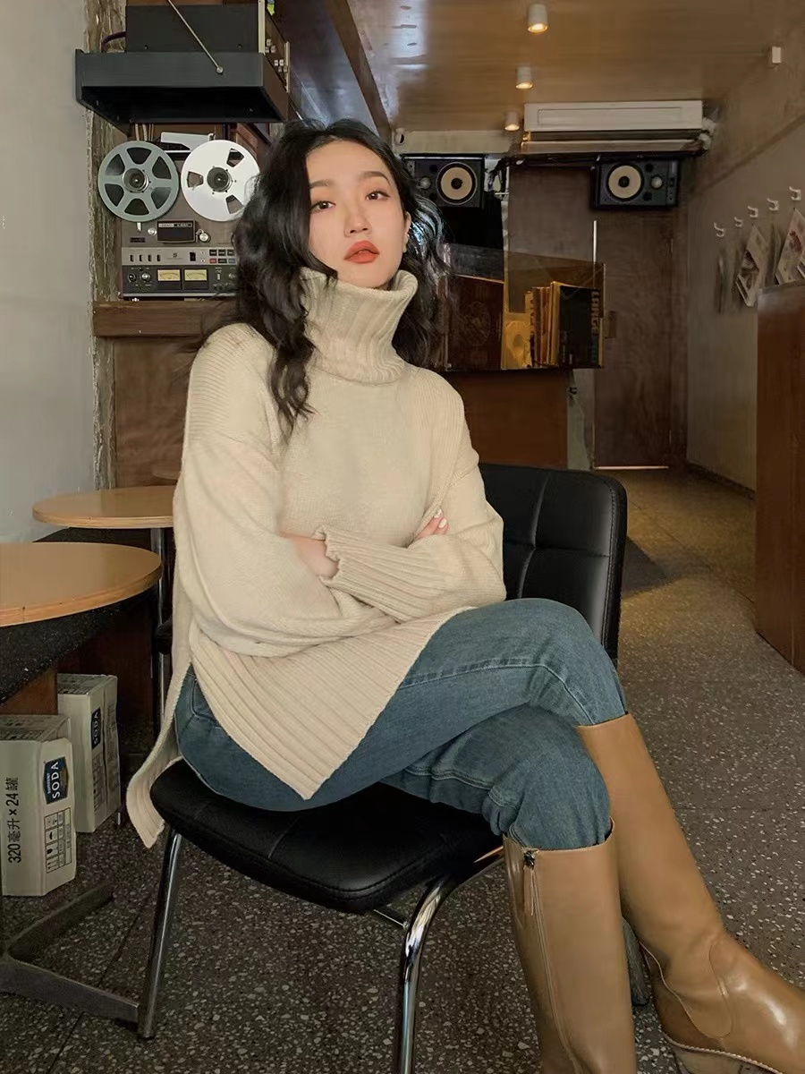 任小藝Lit e mode綠色開叉高領毛衣女疊穿冬2023新款套頭慵懶上衣