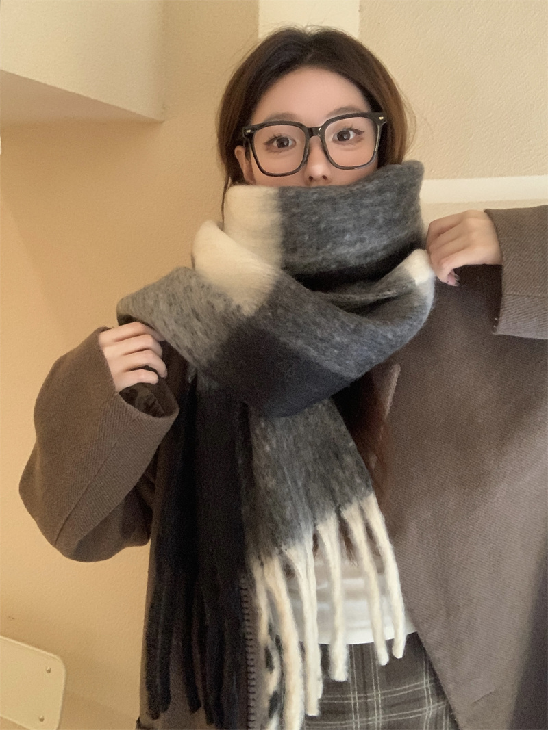 實拍  彩虹格子大圍巾女冬季韓版高級感加厚圍巾保暖披肩圍脖