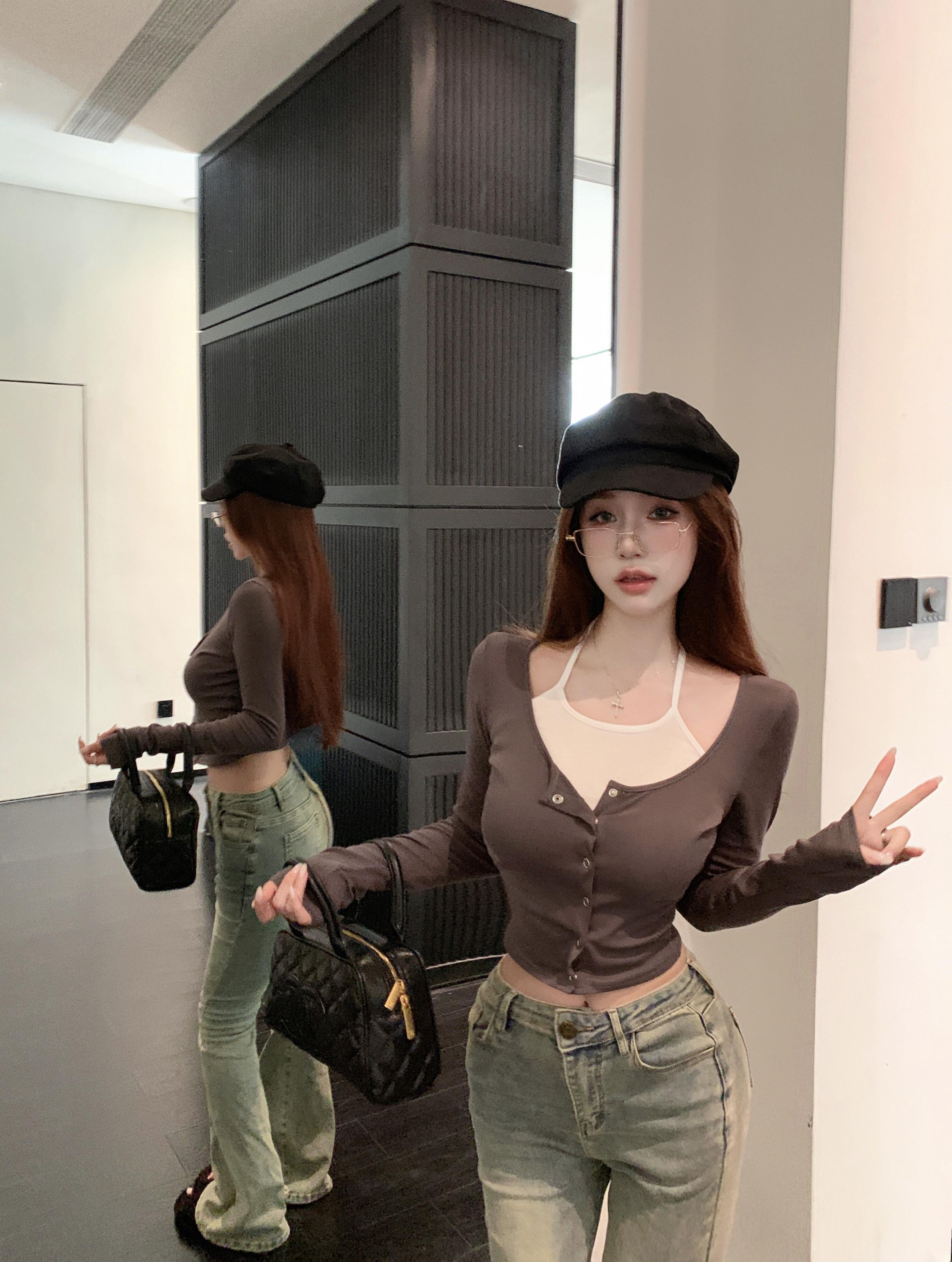實拍  辣妹短款拼接假兩件單排扣修身長袖上衣