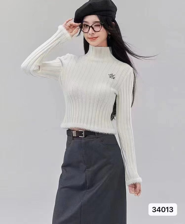 秋冬新款韓版時尚半高領刺繡仿貂毛拼接顯瘦長袖上衣女