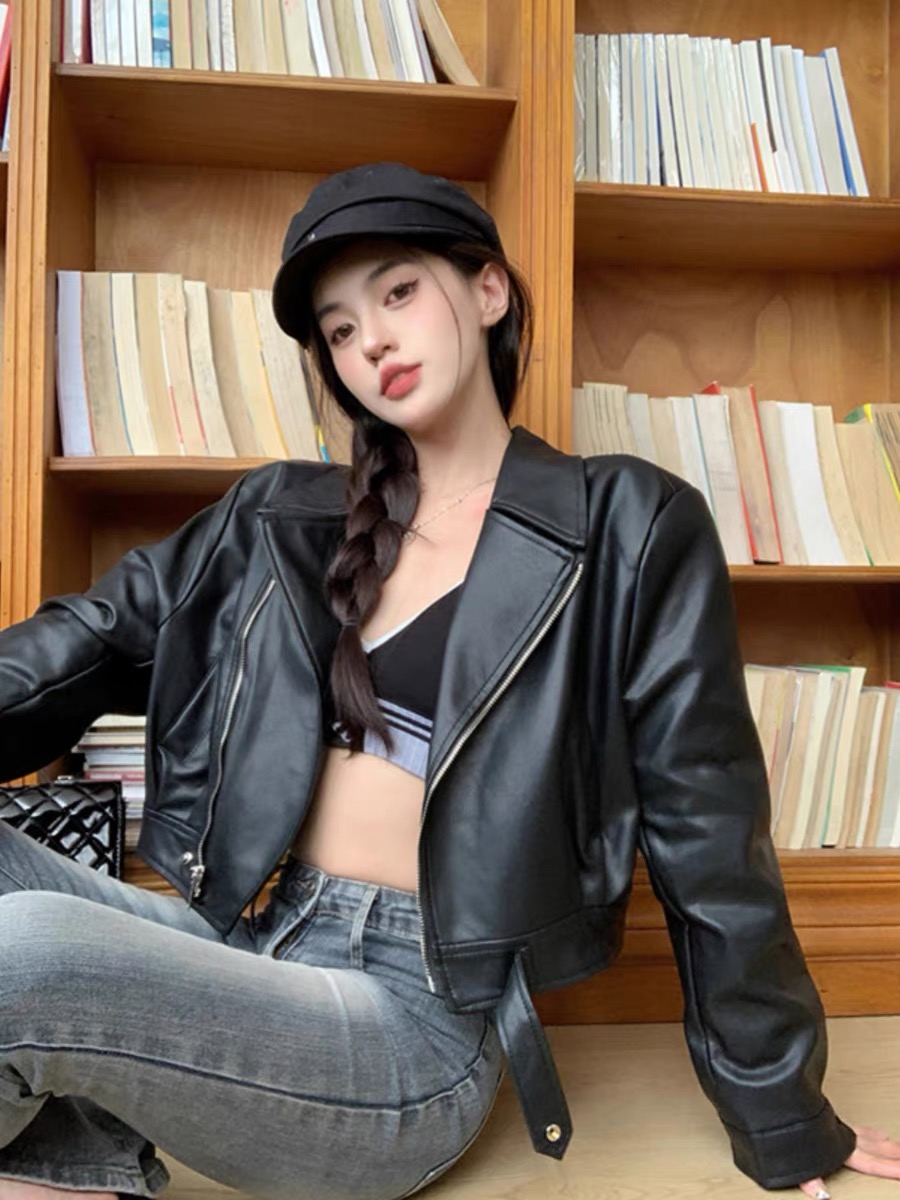 High-end temperament versatile leather short jacket for women autumn 2023 new fashion black loose slimming top