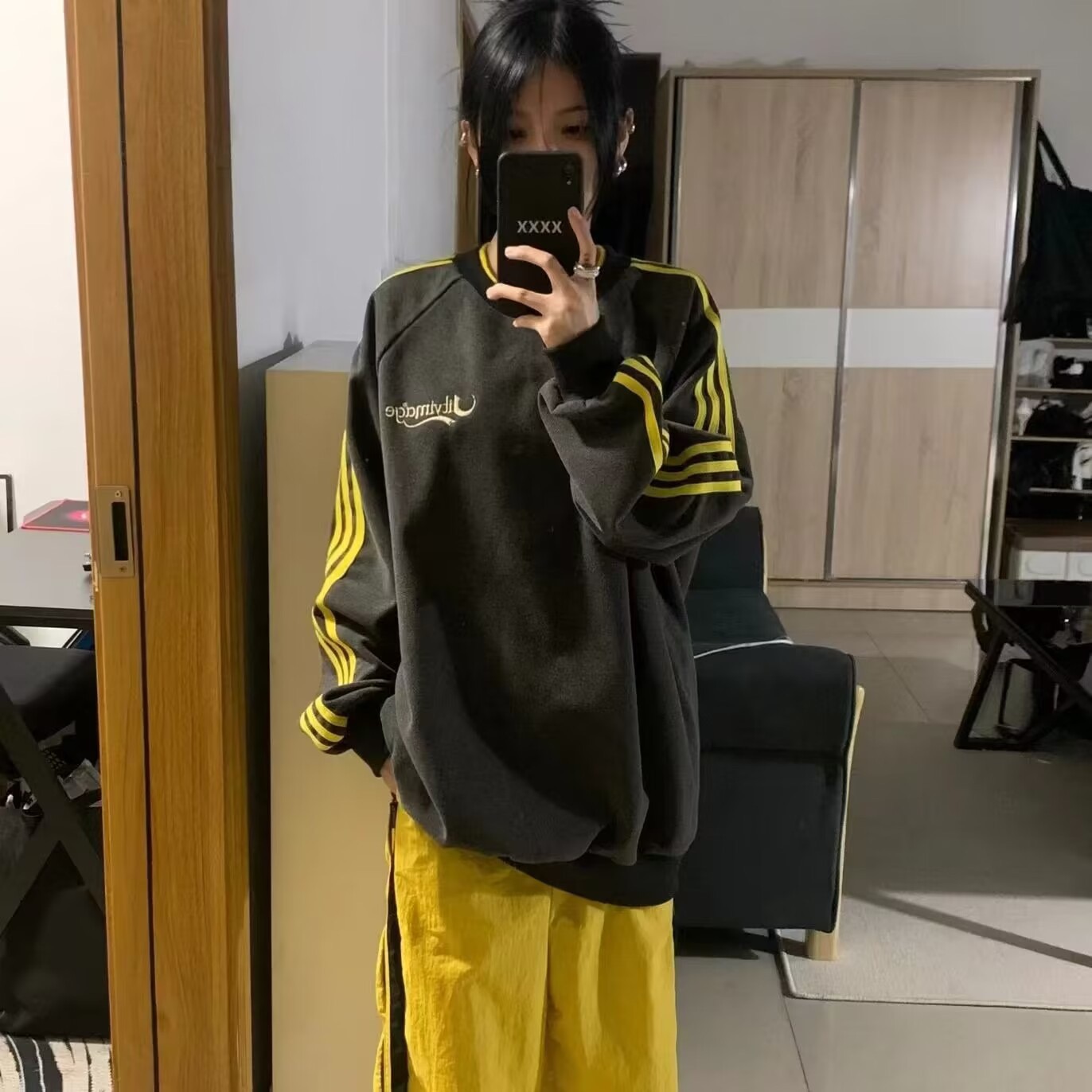 華棉複合牛奶絲拼接三條槓衛衣女春秋季寬鬆慵懶風套頭