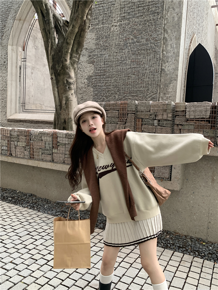 實拍~糯嘰嘰歐尼 慵懶厚實寬鬆V領套頭毛衣針織衫半裙套裝女