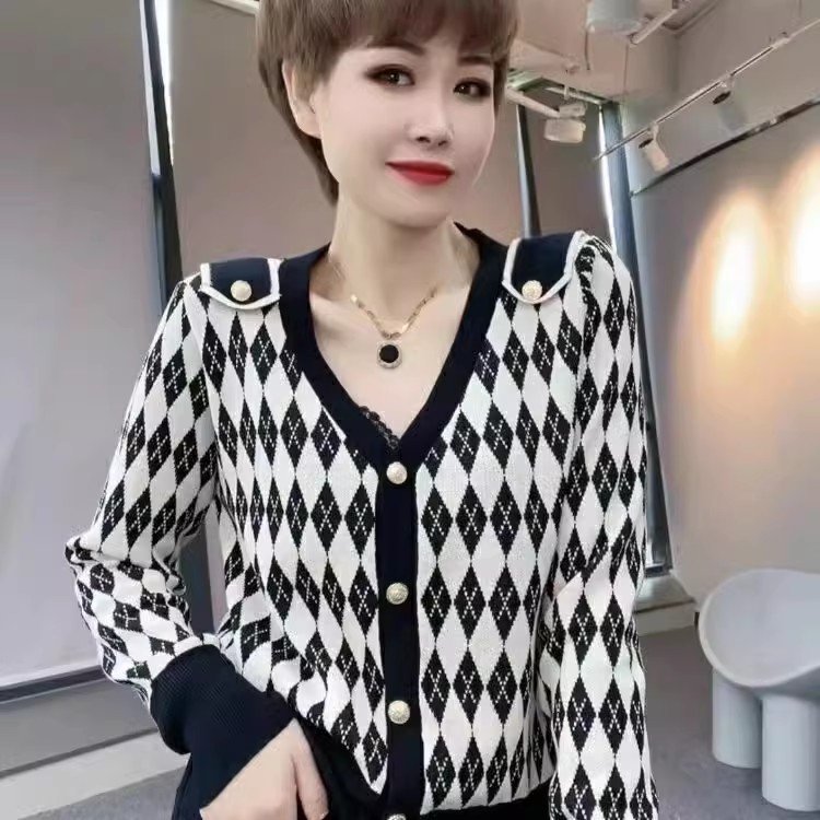春秋新款針織開衫外套女V領高檔毛衣外套歐貨百搭菱形毛衣女