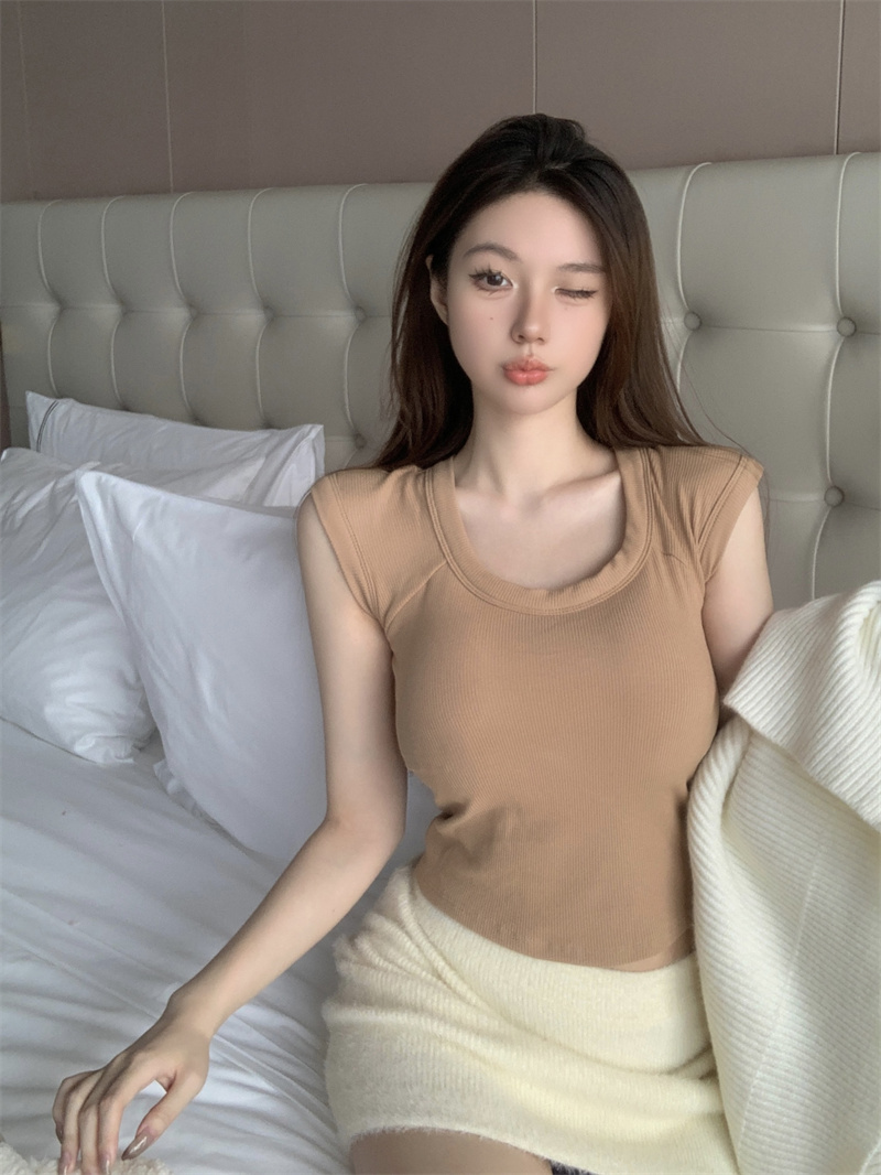 價 運動背心女內搭冬季打底帶胸墊外穿磨毛保暖短款上衣