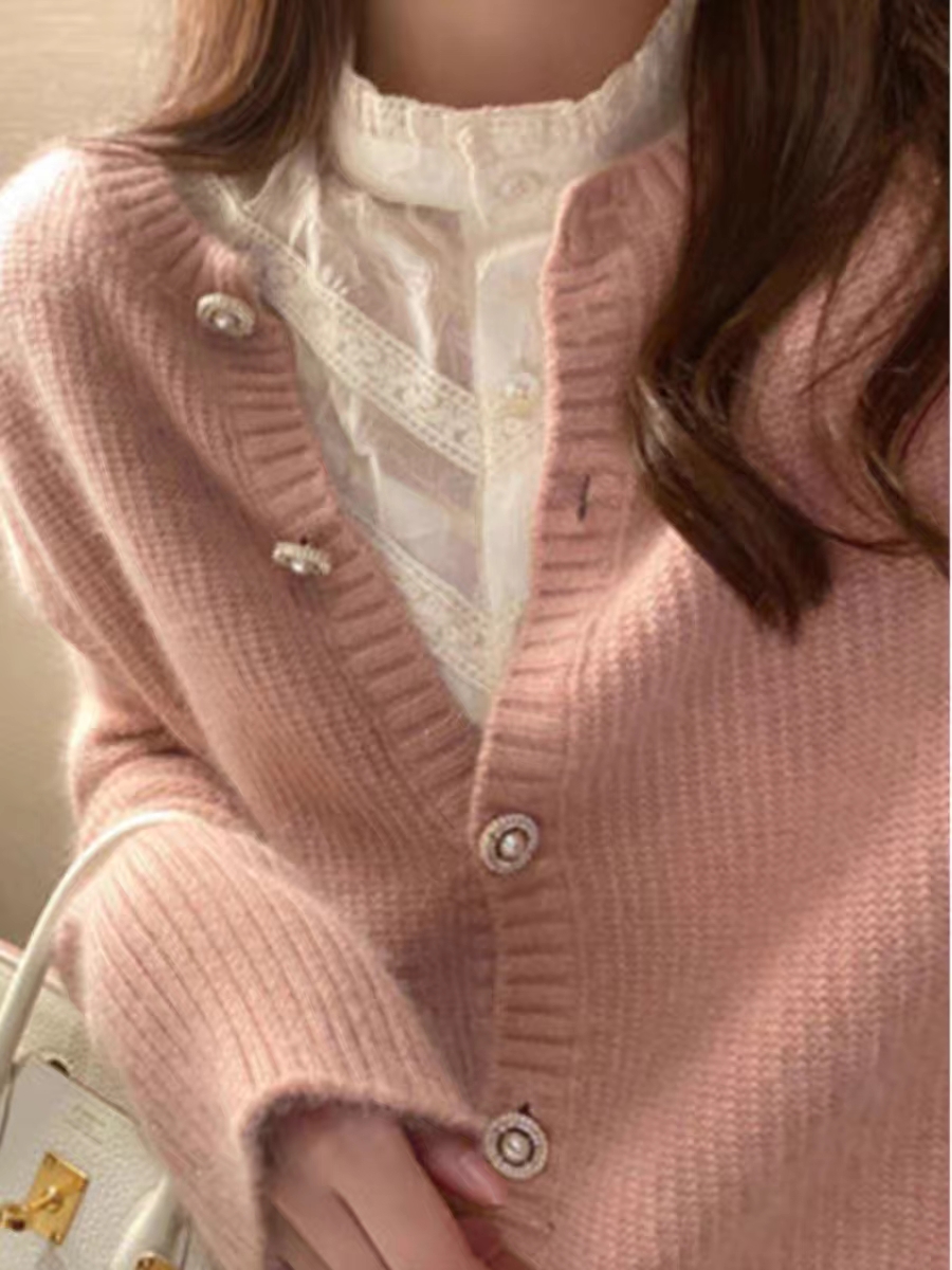 溫柔風浣熊絨毛衣外套女秋冬新款設計感小眾V領軟糯粉色針織開衫