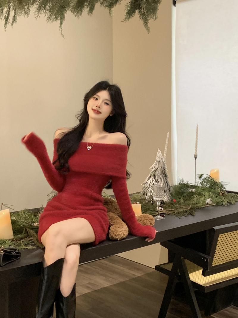 實拍  心動序曲聖誕高級感性感露肩軟糯水貂毛針織連衣裙
