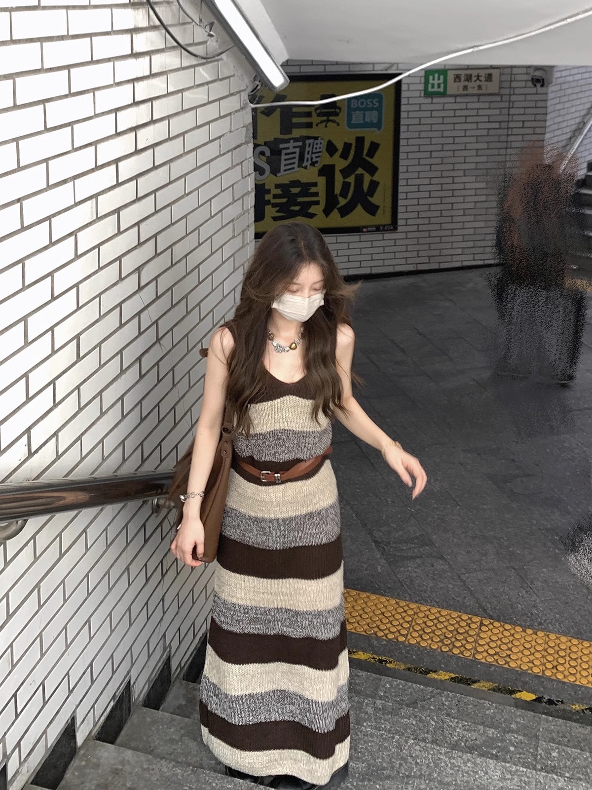 Baijia Xiao Xie Studio Early Autumn New Trend Colorful Contrast Sleeveless Striped Strap Knit Backless Dress with Long Skirt