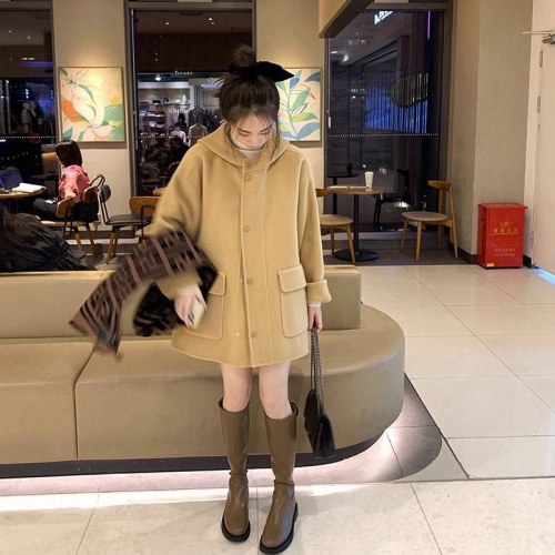 韩版网红高级感呢子大衣女2023秋冬装小个子宽松连帽短款毛呢外套