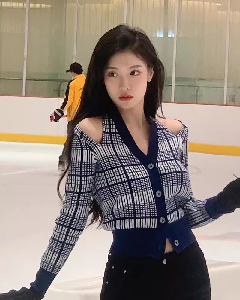 jennie同款藍色格子針織衫女春季新款收腰顯瘦露掛脖打底長袖上衣