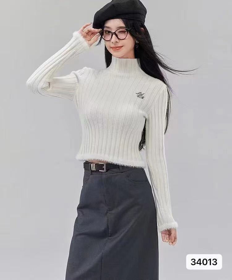 秋冬新款韓版時尚半高領刺繡仿貂毛拼接顯瘦長袖上衣女