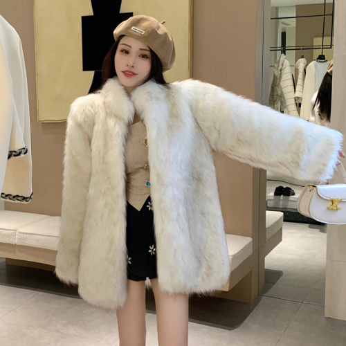 Actual shot of new winter chic furry fairy furry and gentle stand-up collar imitation fox fur coat