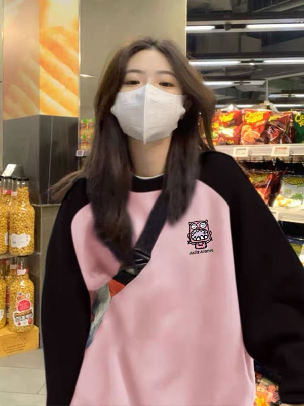顯瘦妥妥的！今年流行的新款衛衣加絨圓領女春秋款2023寬鬆插肩袖
