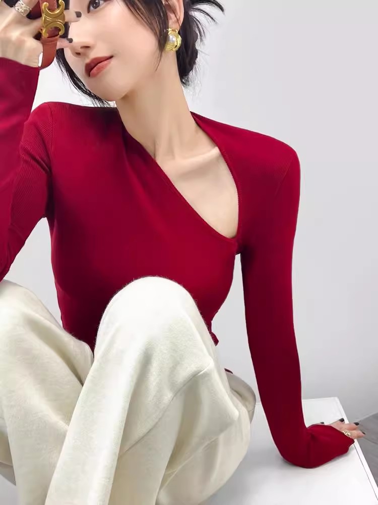 法式鏤空打底衫女內搭洋氣時尚挖肩長袖高級感秋季露鎖骨修身上衣