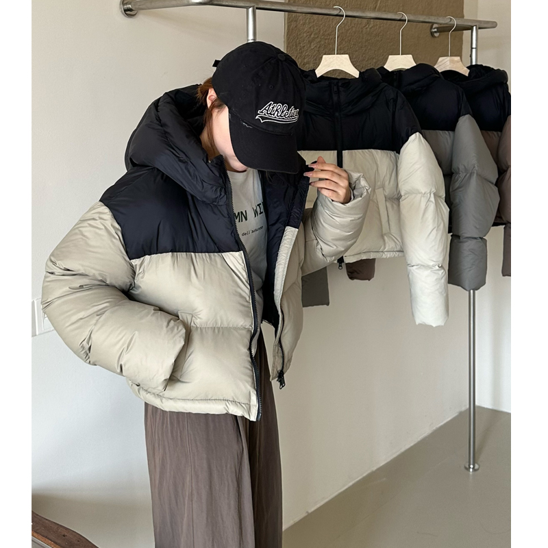 肯豆風拼色連帽羽絨棉服女23冬新款小個子短款高腰加厚麵包服外套