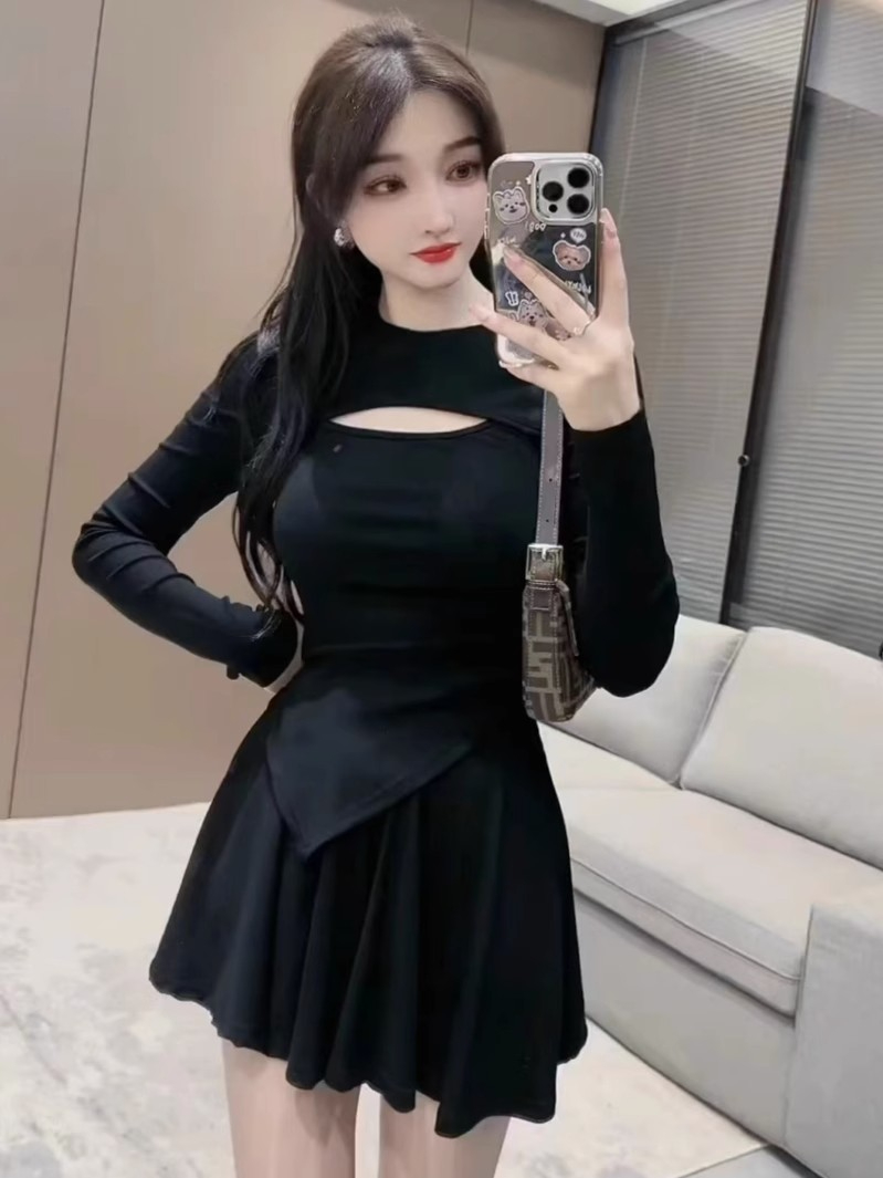 法式辣妹風設計感小眾百搭時尚潮女小眾圓領鏤空上衣高腰修身短裙
