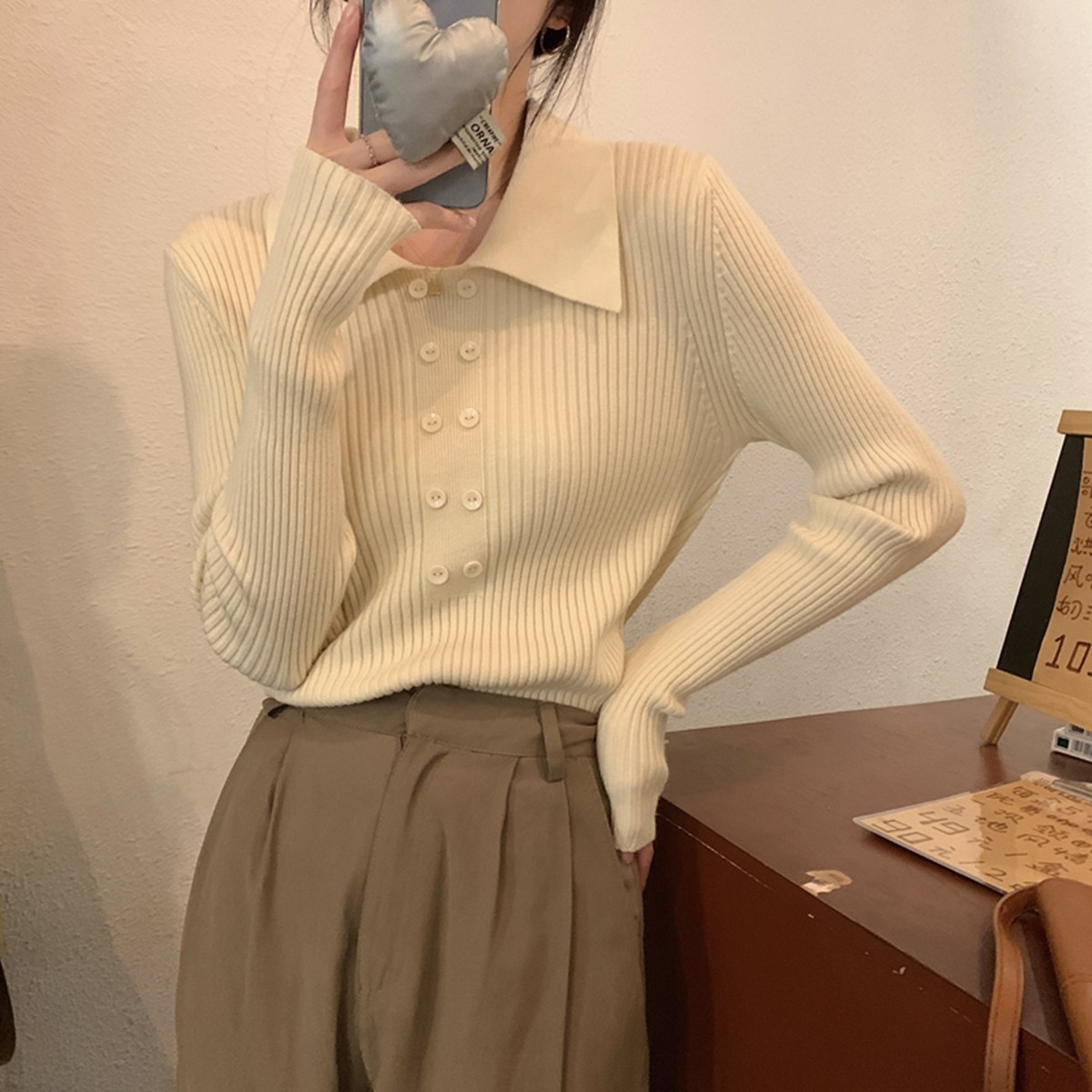 polo領軟糯毛衣內搭秋裝女2023年新款氣質打底針織衫獨特别致上衣