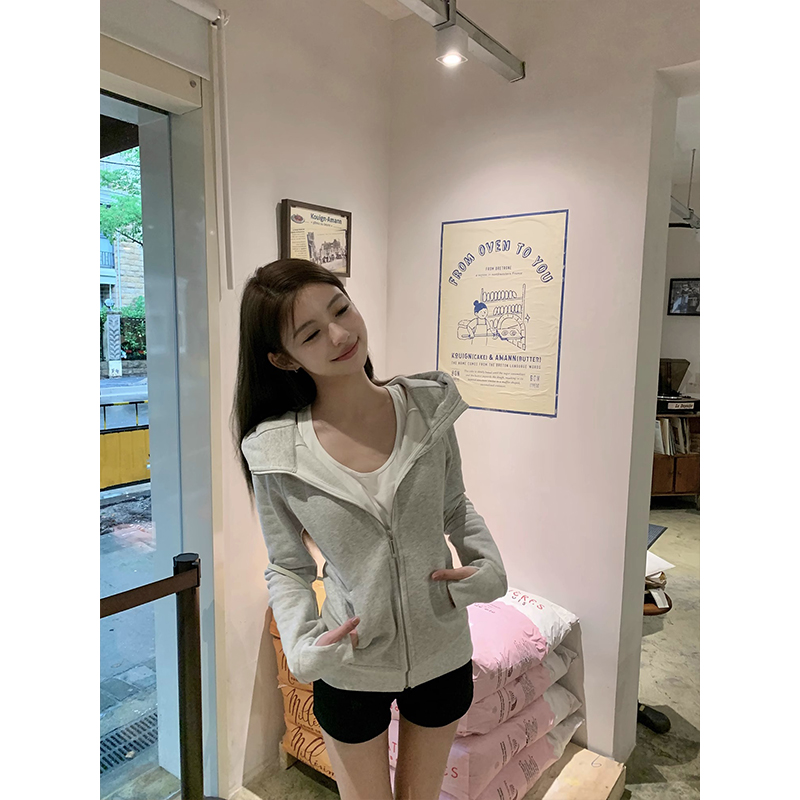 Official picture of Chinese cotton composite milk silk hooded sweatshirt for women spring and autumn American retro zipper slim jacket