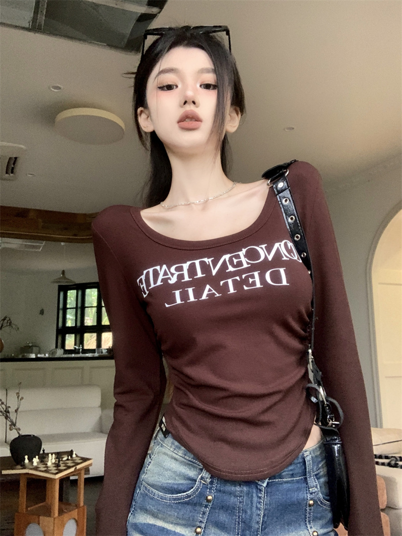 實拍 粉色字母印花長袖t恤打底衫2023新款修身辣妹短款高腰上衣