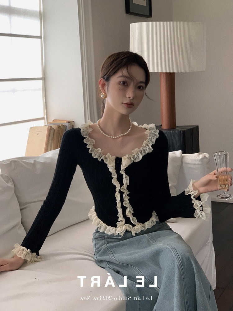 純欲風圓領木耳邊針織衫女秋季法式浪漫氣質修身短款毛衣別致上衣