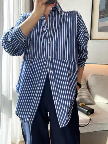 Blue and white striped shirt for women in autumn, simple and slim, versatile loose top, long-sleeved shirt