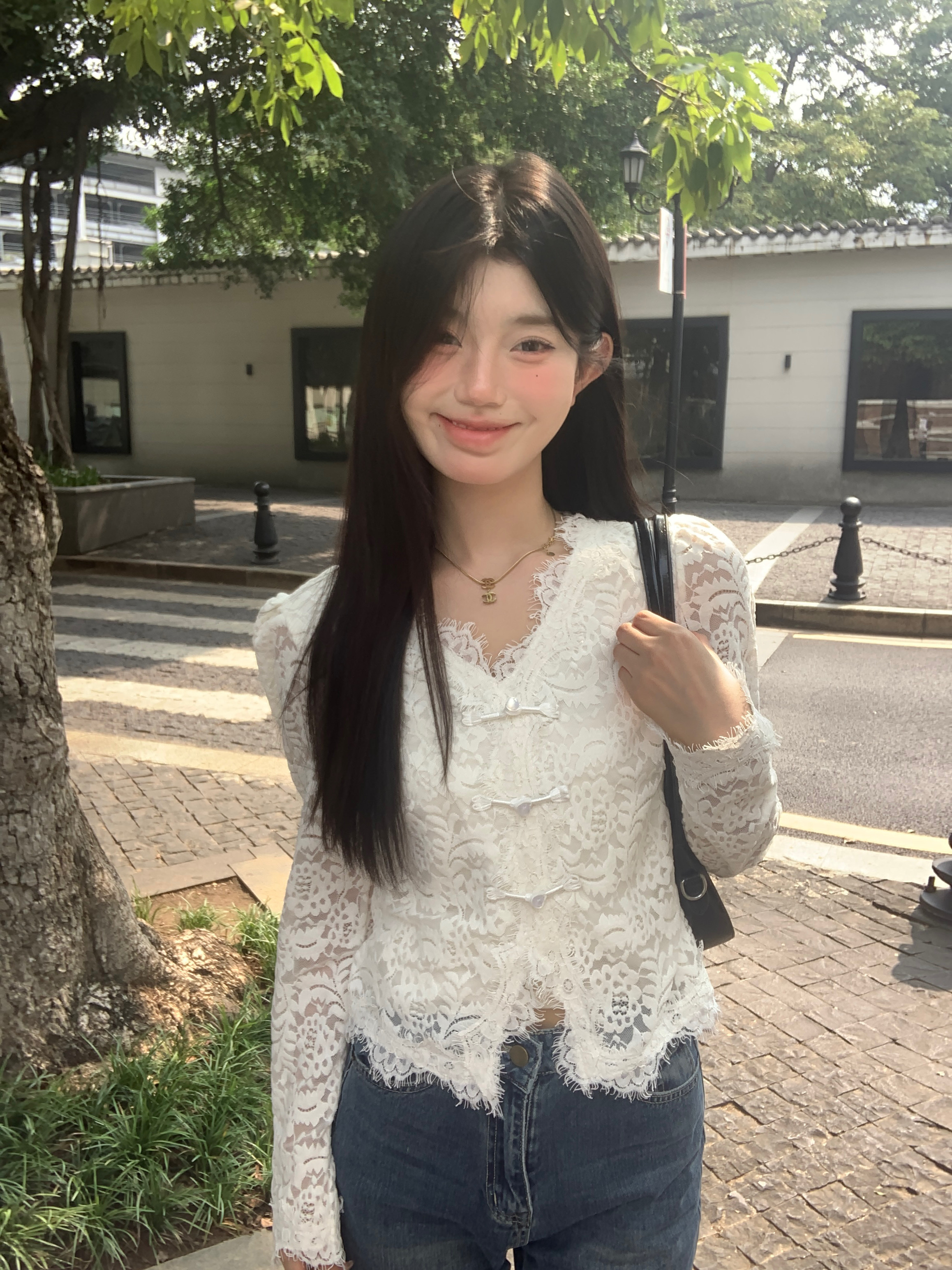 實拍 中國風v領長袖加絨蕾絲衫女裝設計感小眾提花雪紡衫上衣