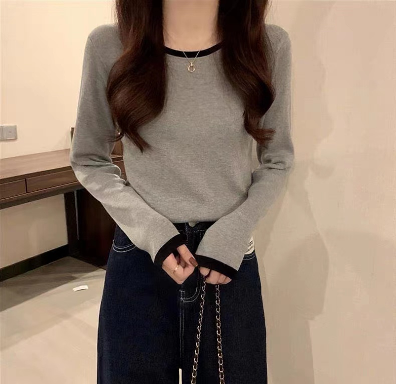 Autumn and winter large size thickened brushed cotton long-sleeved bottoming shirt for women with design sense niche tops right shoulder T-shirt