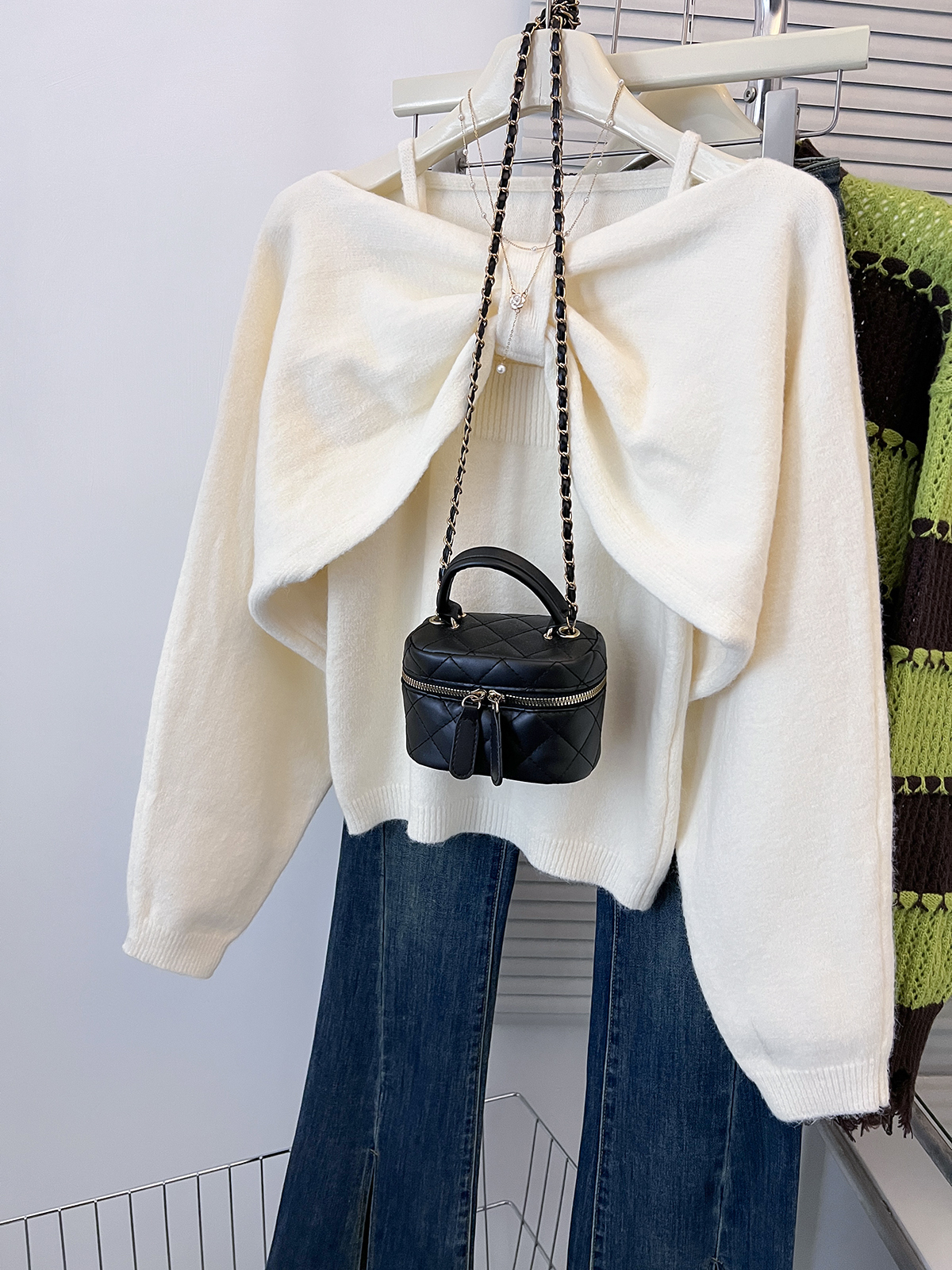 Actual shot-Autumn and winter camisole bow long-sleeved sweater short top sweater suit women's two-piece set
