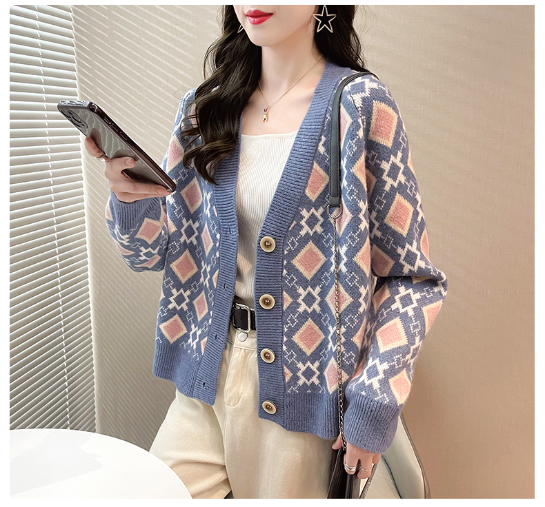Autumn New Korean Style Loose V-neck Knitted Cardigan Women's Sweater Jacket Versatile Lazy Style Fashion Top