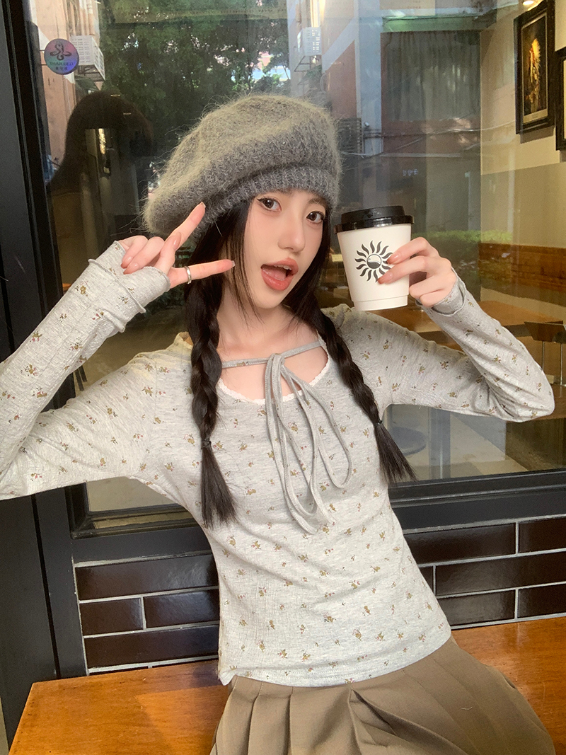 實拍  碎花長袖T恤女設計感秋季內搭別致短款打底衫上衣