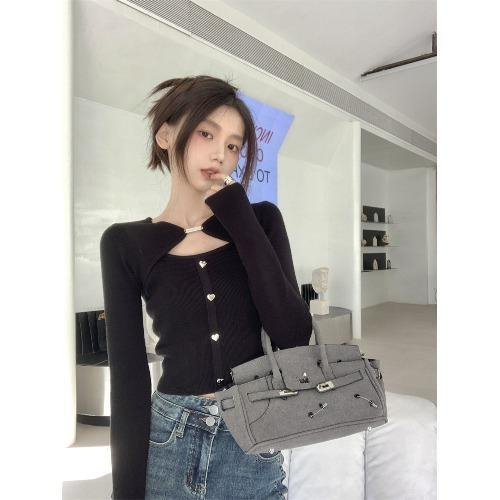 港味chic小眾設計感假兩件打底衫女春季顯瘦百搭短款純欲氣質上衣