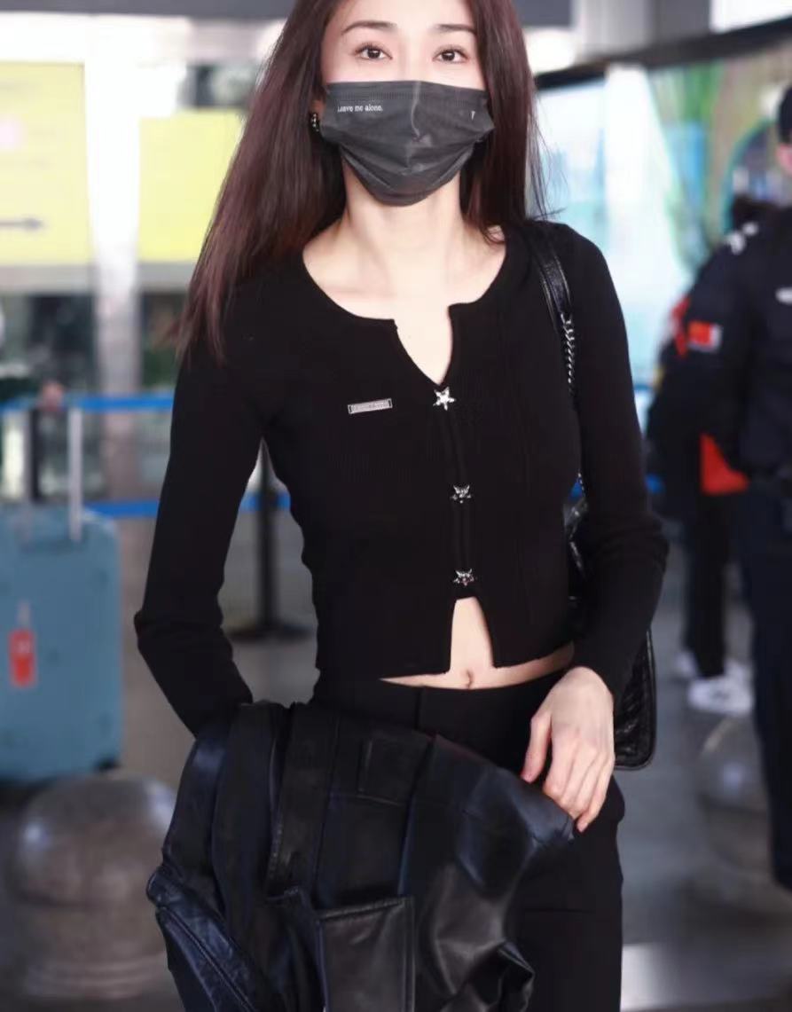 純欲v領黑色打底衫女針織開衫2023年春裝新款辣妹上衣設計感小眾