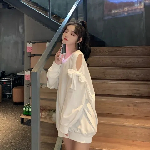 65/35魚鱗 時尚超火中長款薄款露肩蝴蝶結長袖衛衣女寬鬆百搭上衣