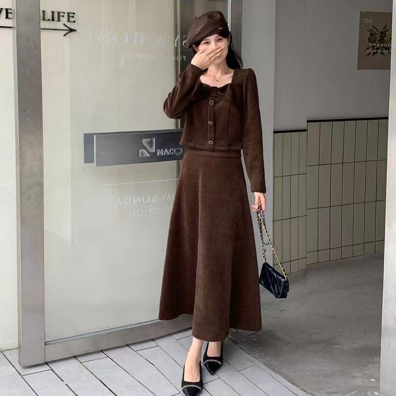 2023 Autumn New Women's Corduroy Bow Top Small Fragrant Style A-Line Skirt Two-piece Dress