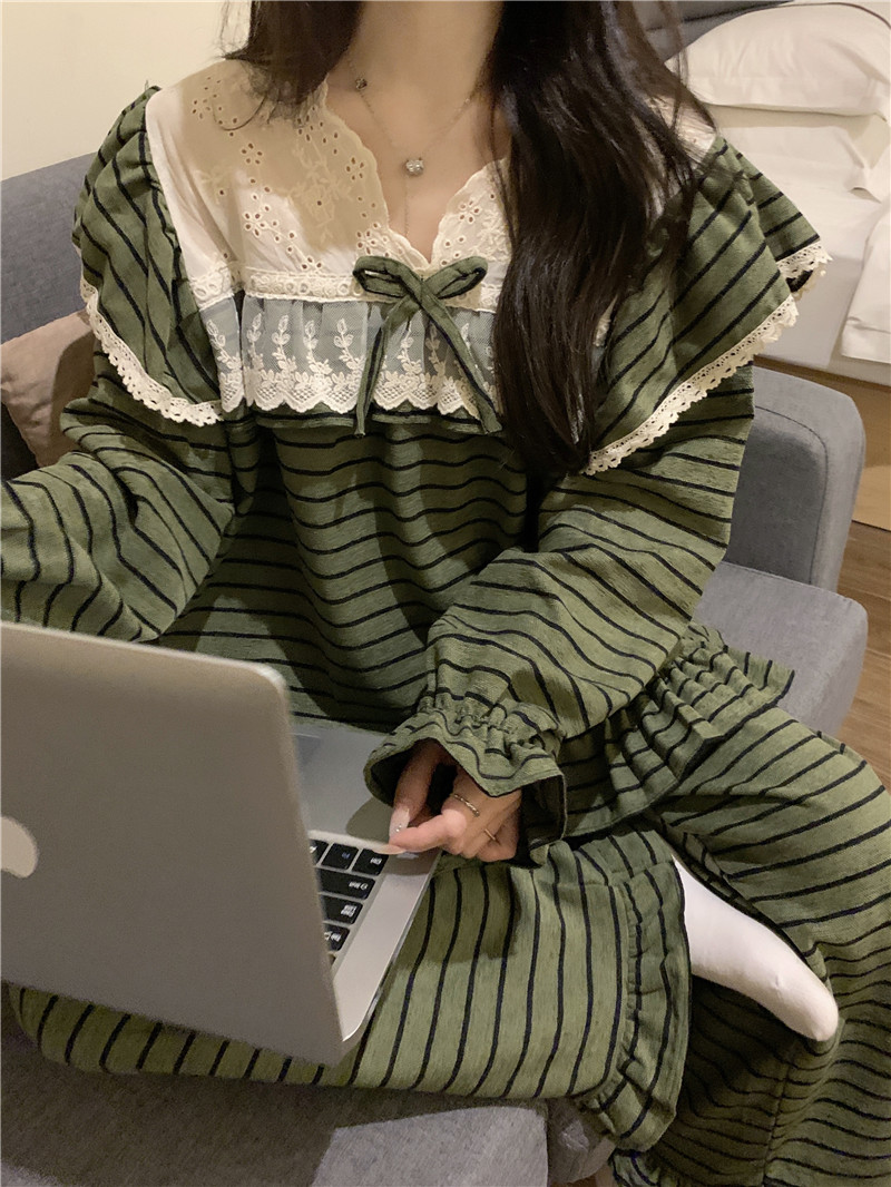 實拍韓版冬季甜美蕾絲公主風雪呢絨保暖寬鬆條紋外穿家居服套