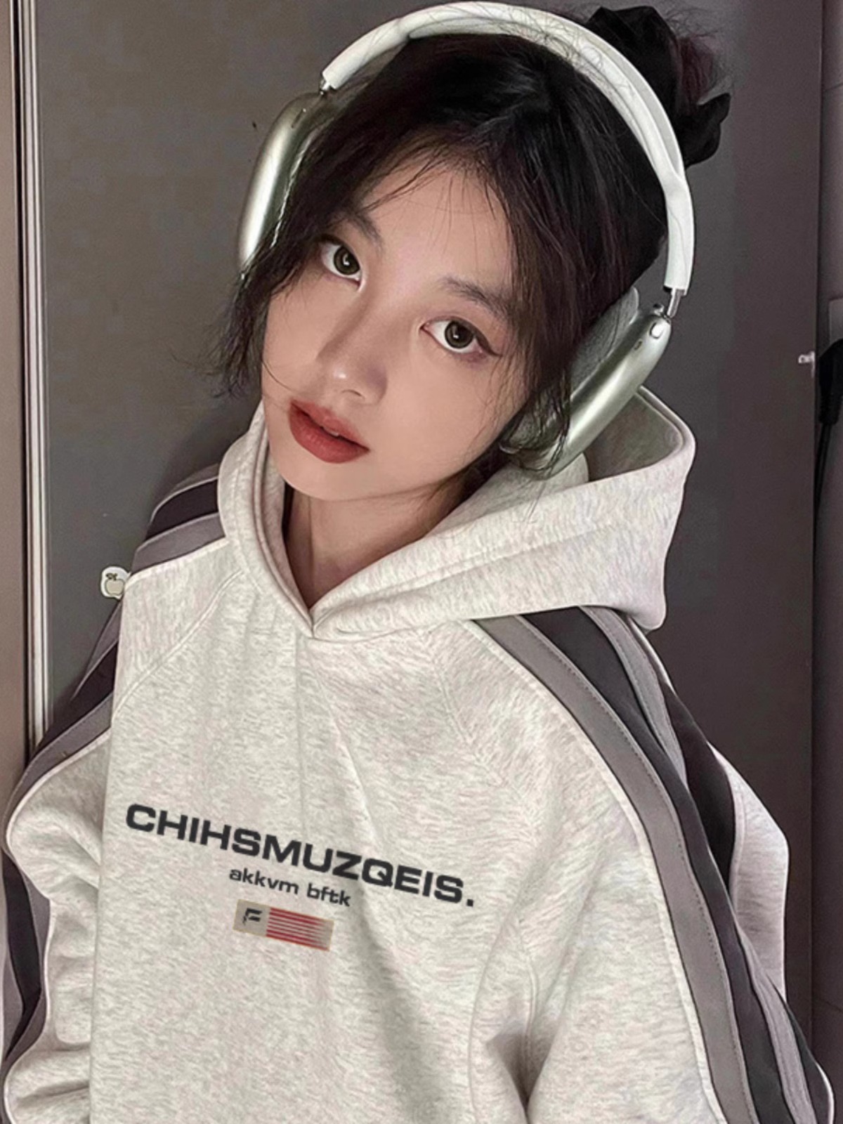 oversize撞色花灰色連帽衛衣女裝秋冬設計感小眾寬鬆外套上衣