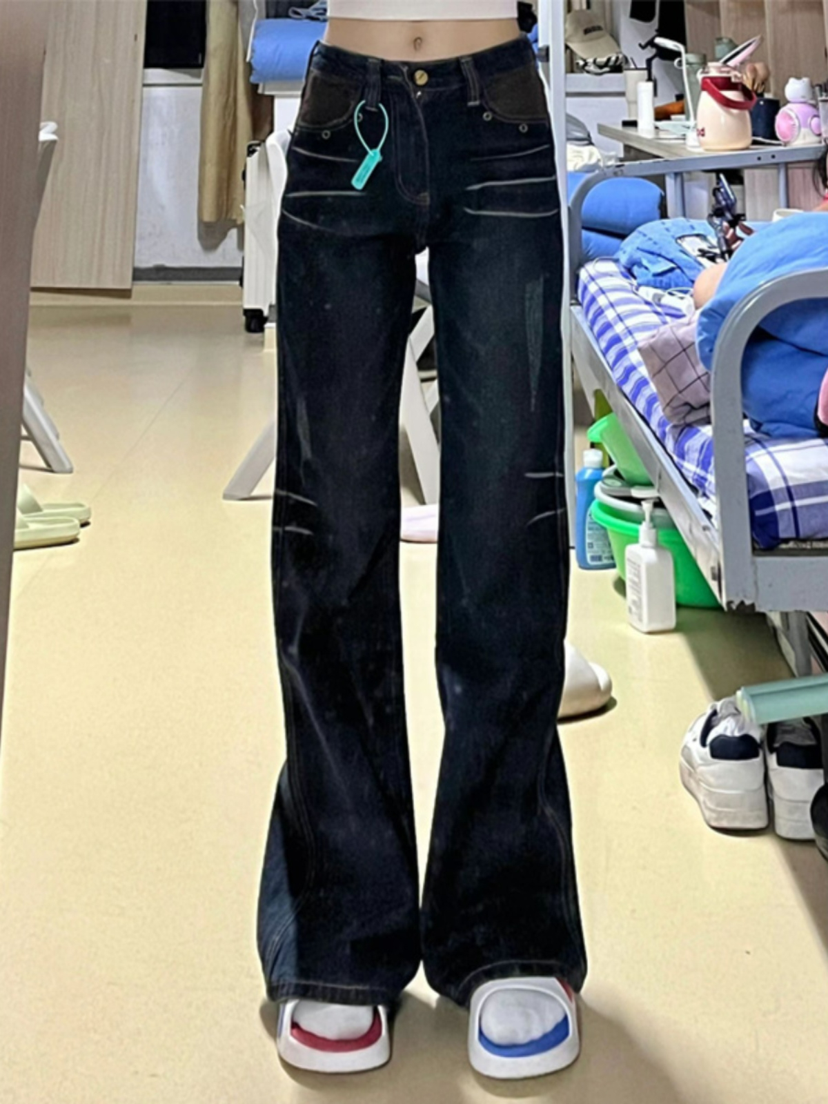 美式復古拼接微喇闊腿牛仔褲女秋冬設計感喇叭褲子