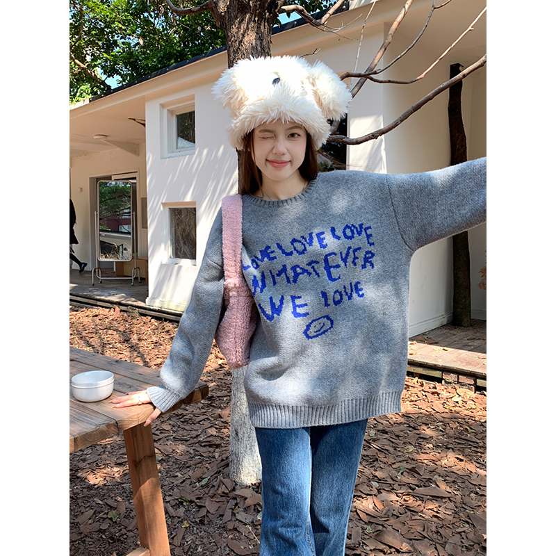 Real shot of retro thickened warm letter long-sleeved sweater for women 2023 autumn and winter loose knitted sweater pullover top
