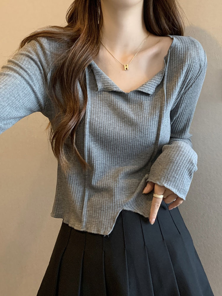 法式鎖骨V領內搭長袖t恤女秋裝設計感洋氣獨特别致小個子短款上衣