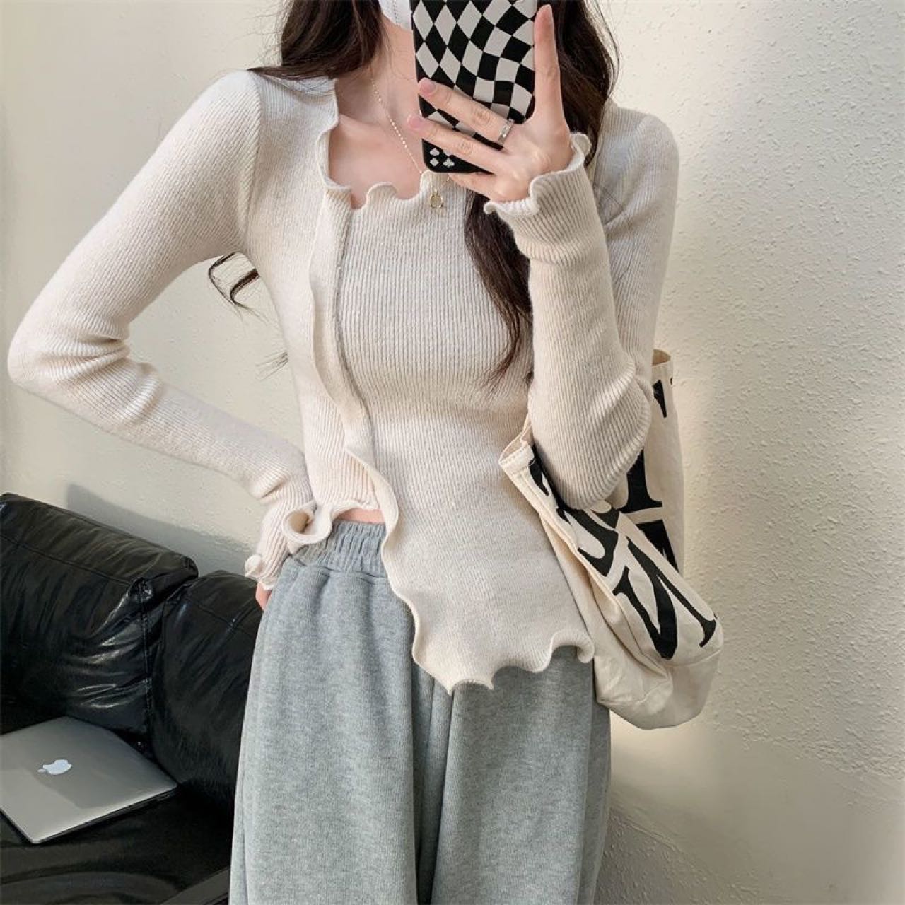 Core-spun yarn fungus slim long-sleeved sweater women's autumn niche irregular slit