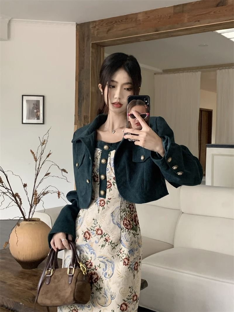 Retro French short corduroy jacket jacquard suspender dress for women autumn 2023 new fashion two-piece set