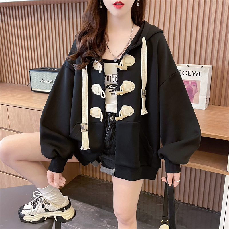 實拍 加絨寬鬆連帽棒球服外套女秋冬小眾牛角扣拉鏈開衫