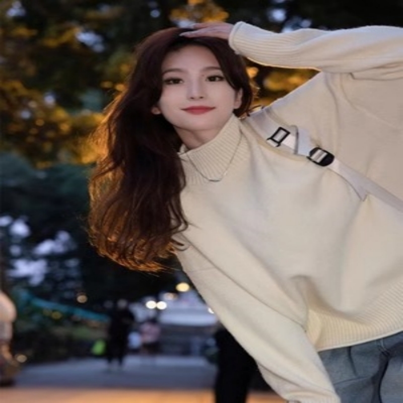 楊泡泡 杏色卷邊高領純色毛衣女2023冬季新款寬鬆韓版慵懶風針織