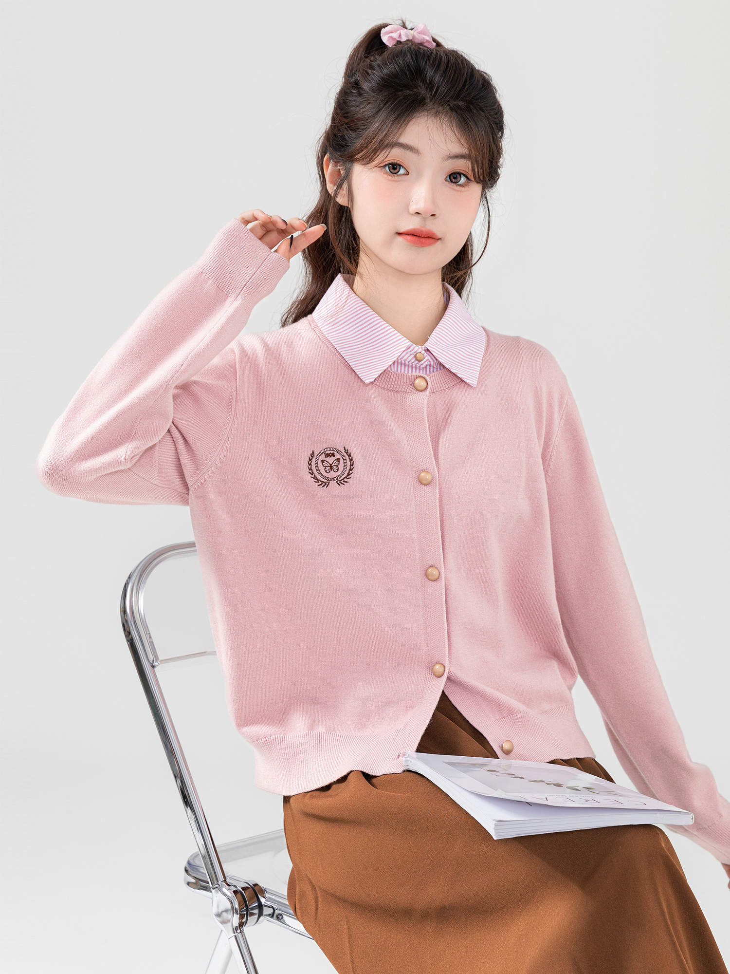 2023秋冬新款Polo領刺繡短款針織衫女寬鬆假兩件開衫毛衣潮