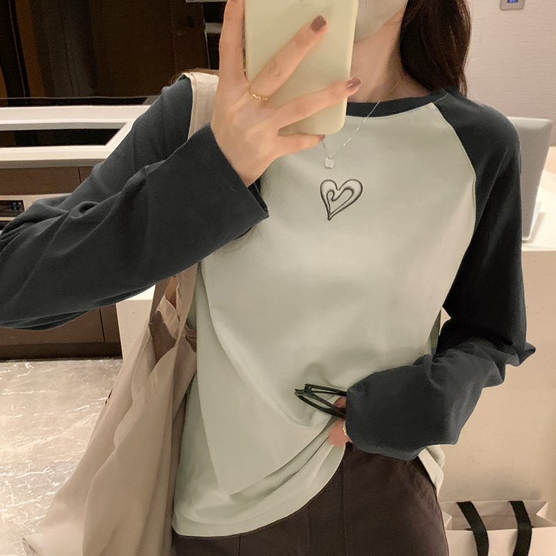 實拍圖撞色拼接長袖T恤女秋冬2023新款寬鬆韓版百搭打底內搭上衣