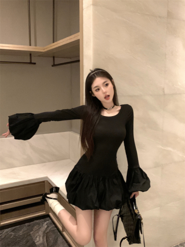 Actual shot~ Sweet and cool hot girl’s design spliced ​​trumpet sleeve dress, feminine slimming slimming tutu skirt