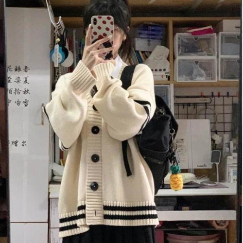 韩版学院风开衫毛衣女秋冬新款设计感日系小众学生v领针织衫外套