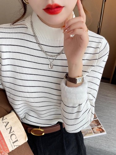 Half turtleneck plus velvet bottoming shirt for women in autumn and winter, long-sleeved thickened knitted top, slim one-piece velvet striped sweater